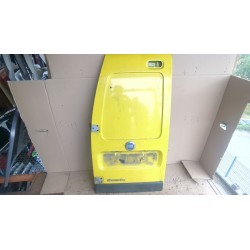 PUERTA TRASERA IZQUIERDA 