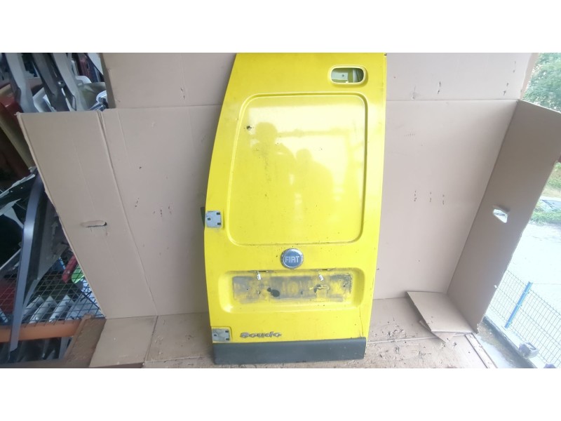 Recambio de puerta trasera izquierda para fiat scudo furgoneta (220_) 1.9 td referencia OEM IAM   