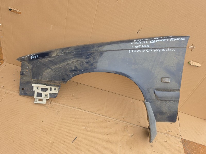 Recambio de aleta delantera izquierda para volvo serie 940 berlina/familiar (1990) 2.3 referencia OEM IAM   