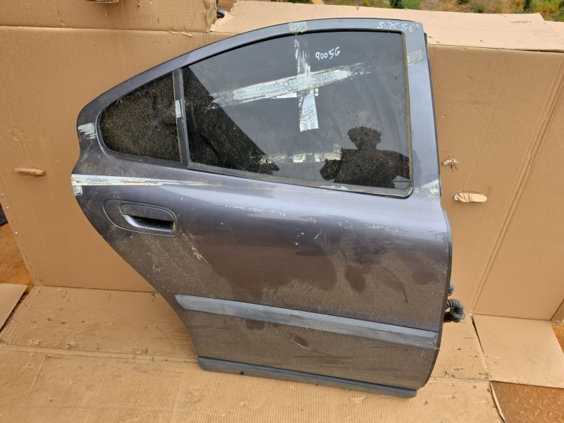 Recambio de puerta trasera derecha para volvo s60 i (384) d5 referencia OEM IAM   