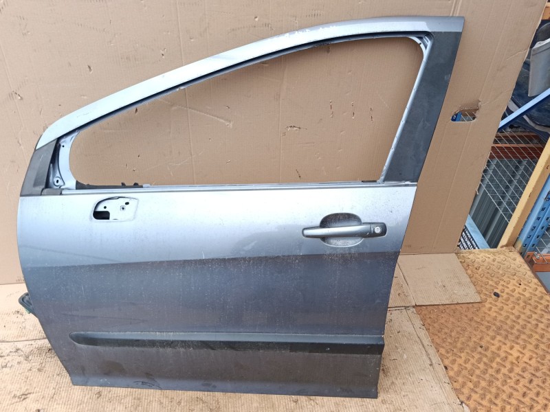 Recambio de puerta delantera izquierda para peugeot 308 (2007) 1.6 hdi referencia OEM IAM   