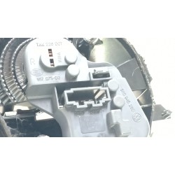 Recambio de piloto porton trasero derecho para volkswagen golf vi (5k1) 2.0 tdi referencia OEM IAM 5K0945260  