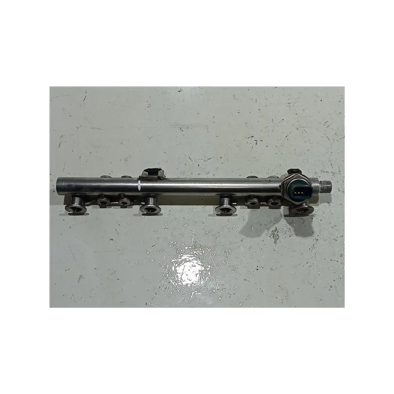 Recambio de rampa inyectores para renault megane iv berlina 5p (12.2015) referencia OEM IAM 526620171 175226637R  