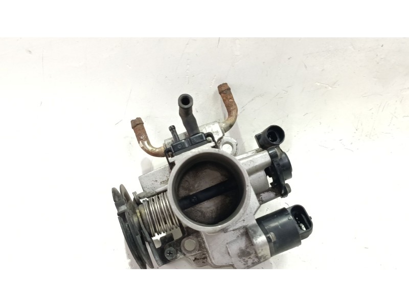 Recambio de caja mariposa para daewoo lanos (klat) 1.5 referencia OEM IAM 06681  