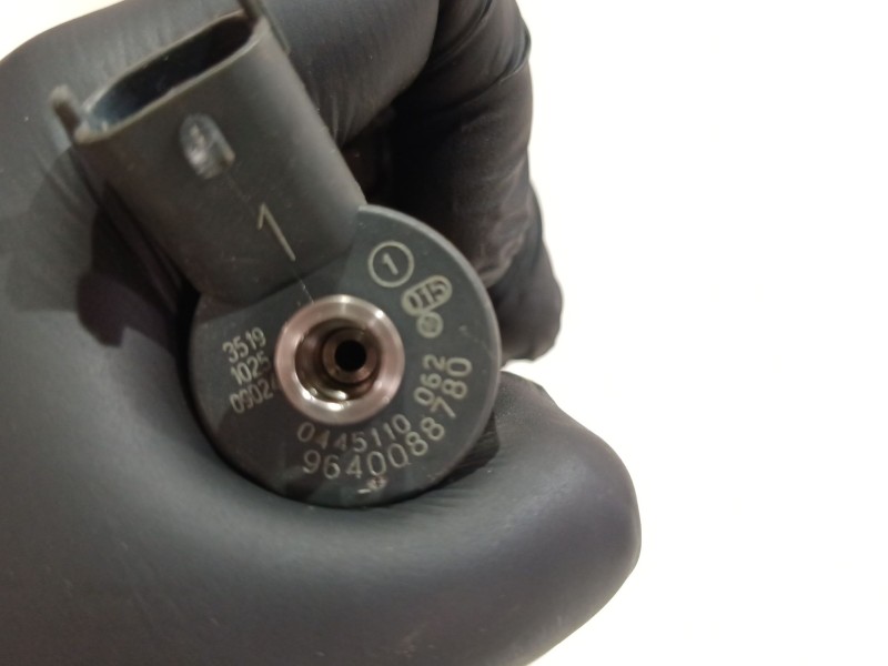 Recambio de inyector para citroën c5 i (dc_) 2.0 hdi (dcrhzb, dcrhze) referencia OEM IAM 0445110062  