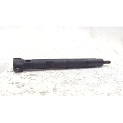 Recambio de inyector para kia cee´d (jd) 1.4 crdi 90 referencia OEM IAM 338002A780  