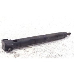 Recambio de inyector para kia cee´d (jd) 1.4 crdi 90 referencia OEM IAM 338002A780  