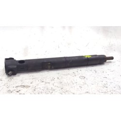 Recambio de inyector para kia cee´d (jd) 1.4 crdi 90 referencia OEM IAM 338002A780  