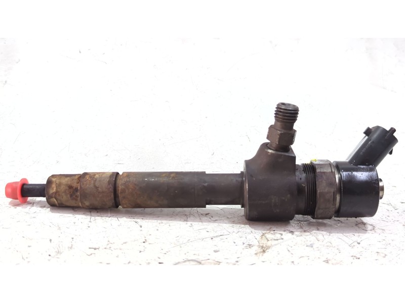 Recambio de inyector para opel vectra c (z02) 1.9 cdti (f69) referencia OEM IAM 0445110165  