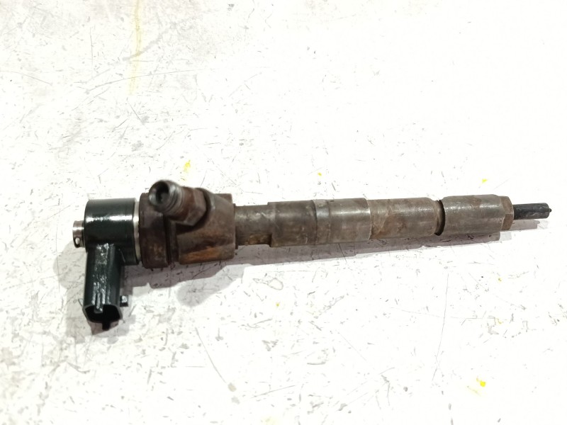 Recambio de inyector para fiat stilo (192_) 1.9 jtd referencia OEM IAM 0445110111  