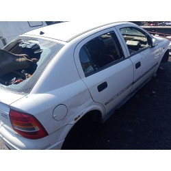 opel astra g hatchback (t98) del año 2000