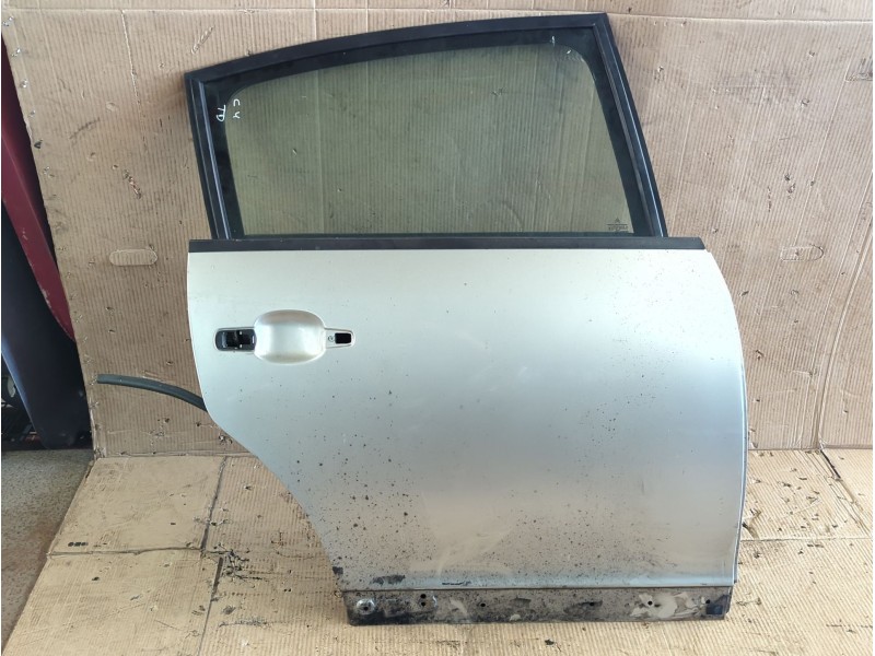 Recambio de puerta trasera derecha para citroën c4 i (lc_) 1.6 hdi referencia OEM IAM   