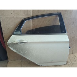 Recambio de puerta trasera derecha para hyundai i40 1.7 d 115cv referencia OEM IAM   