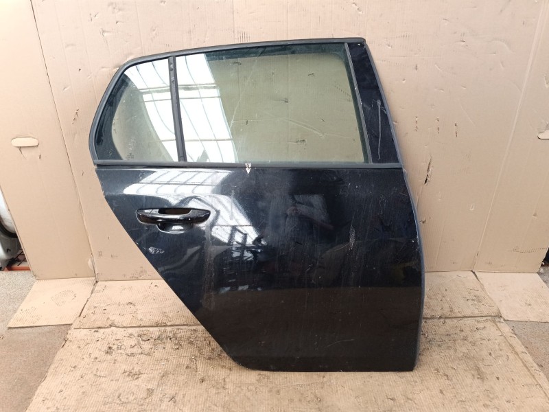 Recambio de puerta trasera derecha para volkswagen golf vi (5k1) 2.0 tdi referencia OEM IAM   