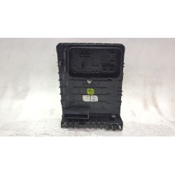 CAJA RELES / FUSIBLES 1K0937629A 