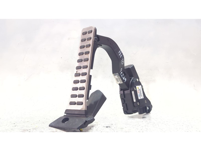 Recambio de potenciometro pedal para hyundai i40 i (vf) 1.7 crdi referencia OEM IAM 327273R300  