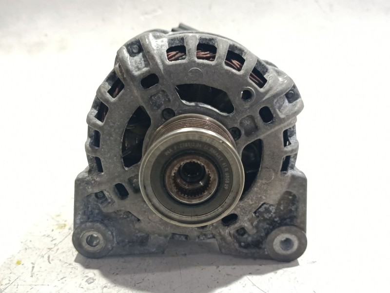 Recambio de alternador para dacia logan 1 mcv familiar (2006) 900 referencia OEM IAM 231002854R  