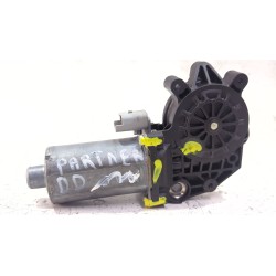 MOTOR ELEVALUNAS DELANTERO DERECHO 0130821762 