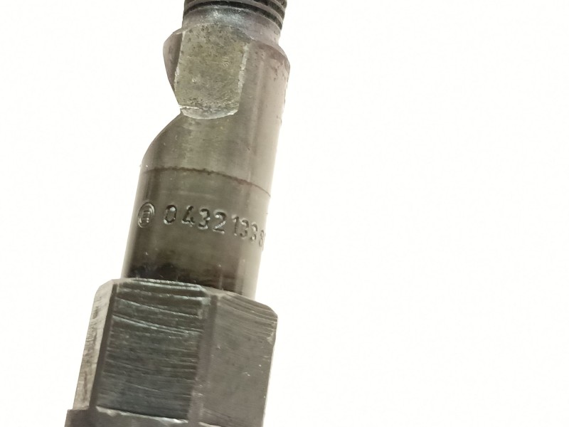 Recambio de inyector para ford mondeo iii (b5y) 2.0 16v tddi / tdci referencia OEM IAM 0432133801  