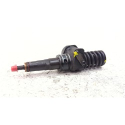 Recambio de inyector para volkswagen passat b5.5 (3b3) 1.9 tdi 4motion referencia OEM IAM 038130073BA  