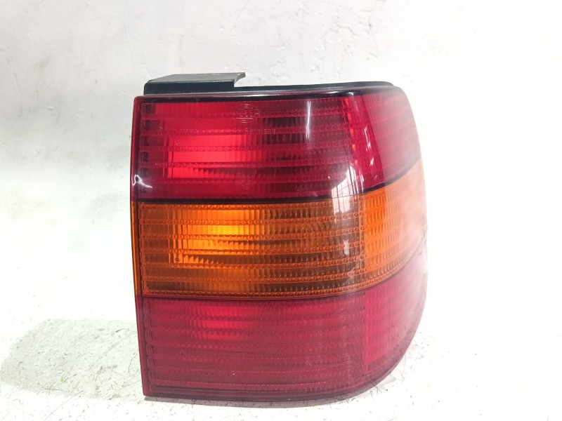 Recambio de piloto trasero derecho para volkswagen passat b3/b4 (3a2, 35i) 2.0 referencia OEM IAM 3A5945112  