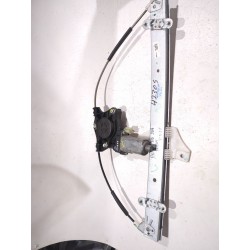 ELEVALUNAS DELANTERO IZQUIERDO 82401B4110 