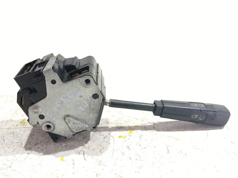Recambio de mando intermitentes para renault express furgoneta/monovolumen (f40_, g40_) 1.6 d (f404) referencia OEM IAM   