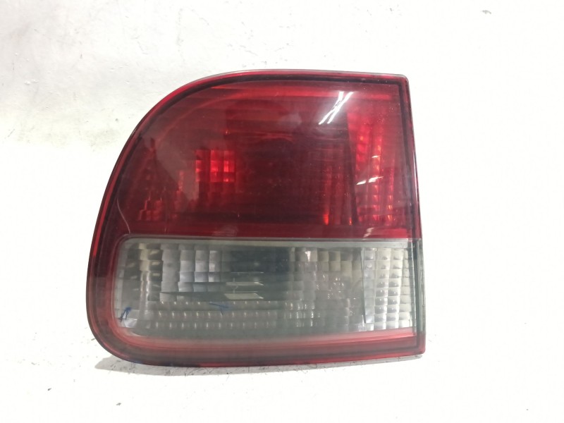 Recambio de piloto porton trasero izquierdo para seat leon (1m1) 1.4 16v referencia OEM IAM IM6945259  