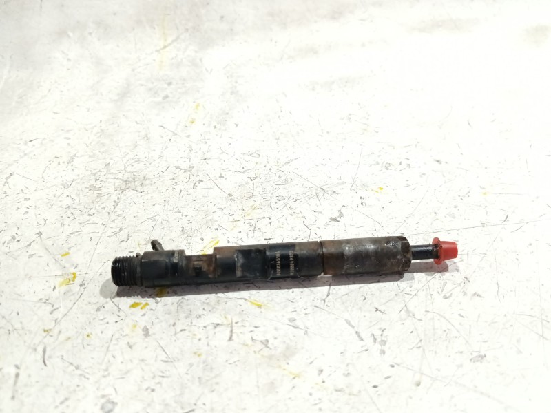 Recambio de inyector para renault scenic ii (jm)(2003) 1.5 dci (jm0f) referencia OEM IAM 8200365186  