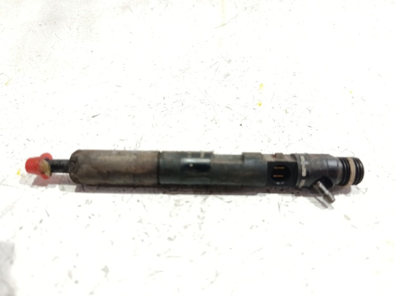 Recambio de inyector para renault scenic ii (jm)(2003) 1.5 dci (jm0f) referencia OEM IAM 8200365186  