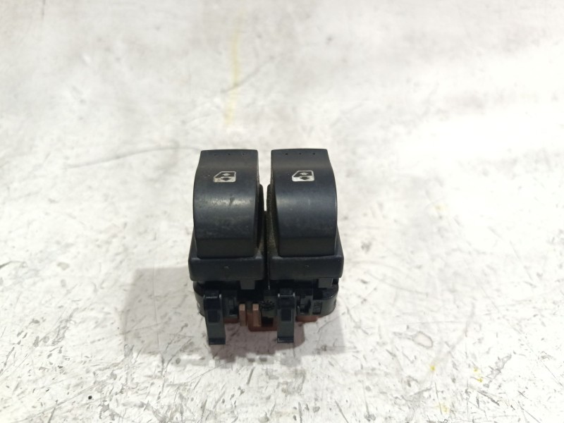 Recambio de mando elevalunas delantero izquierdo para renault laguna ii (bg0)(2001) 1.9 dci referencia OEM IAM 315050B  