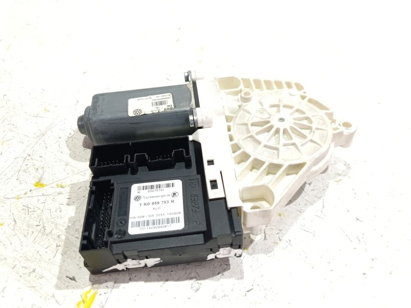 Recambio de motor elevalunas delantero izquierdo para volkswagen golf vi (5k1) 2.0 tdi referencia OEM IAM 1K0959793R  