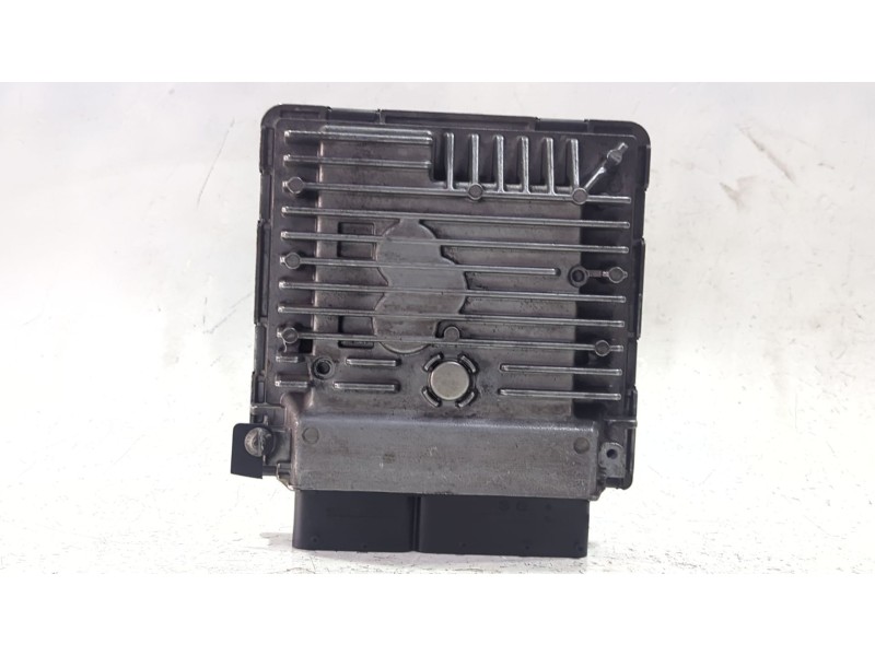 Recambio de centralita inyeccion para seat ibiza iii (6l1) 1.6 16v referencia OEM IAM 03L906023S  