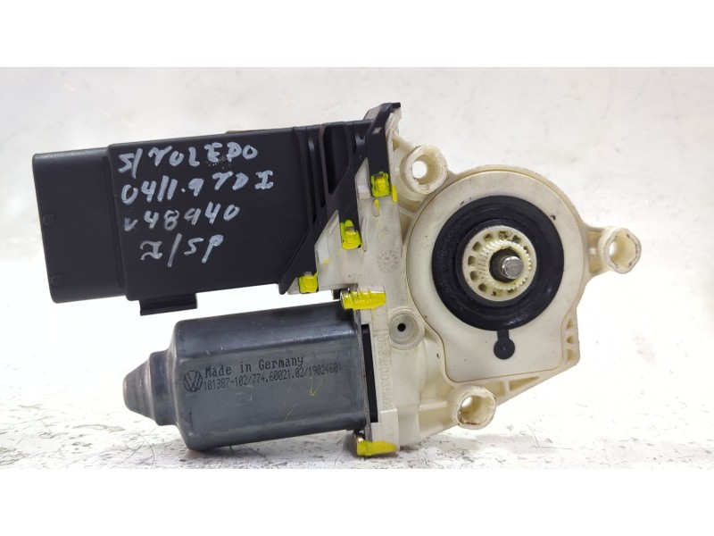 Recambio de motor elevalunas delantero izquierdo para seat toledo ii (1m2) 1.9 tdi referencia OEM IAM 1C0959801  