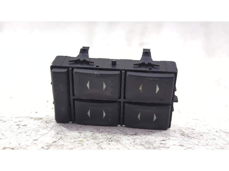 Recambio de mando elevalunas delantero izquierdo para ford mondeo iii (b5y) 2.0 tdci referencia OEM IAM 03163453  