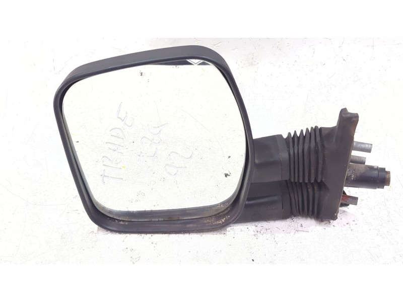 Recambio de retrovisor izquierdo para nissan trade caja/chasis 2.8 d referencia OEM IAM E9010074  