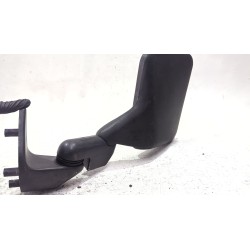Recambio de retrovisor izquierdo para nissan trade furgón 2.0 d referencia OEM IAM E9020005  