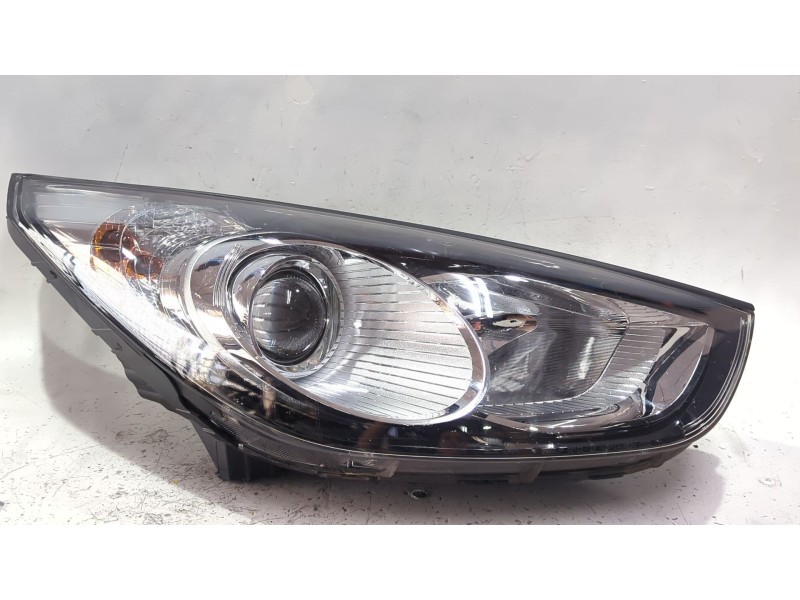 Recambio de faro delantero derecho para hyundai ix35 (lm, el, elh) 2.0 crdi referencia OEM IAM 921022Y  