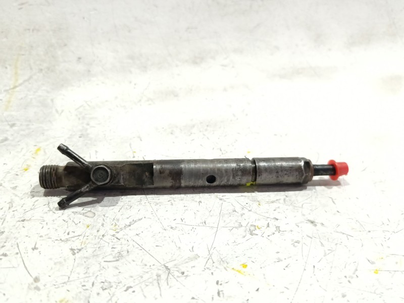 Recambio de inyector para kia carnival i (up, fl) 2.9 tdi referencia OEM IAM 0432193655  