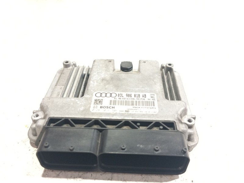 Recambio de centralita inyeccion para audi a3 sportback (8pa) 2.0 tdi 16v referencia OEM IAM 03L906018AB  