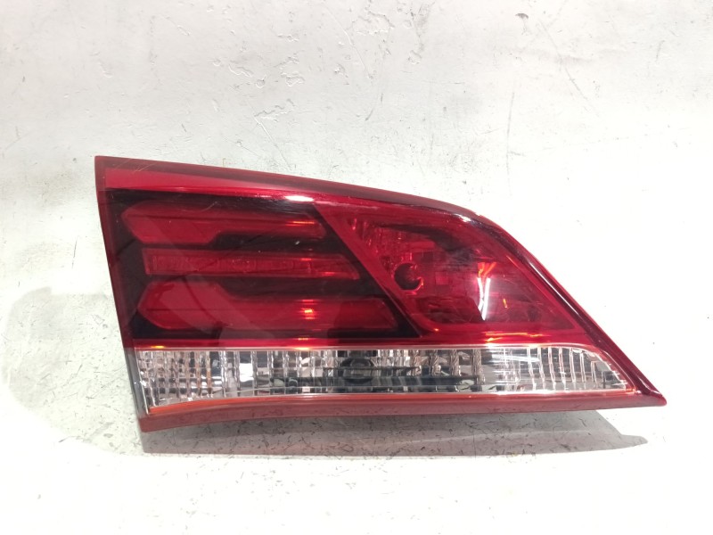 Recambio de piloto porton trasero izquierdo para hyundai i40 i (vf) 1.7 crdi referencia OEM IAM 924033Z6  