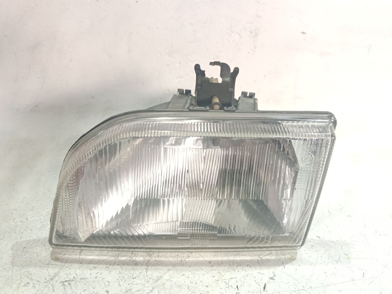 Recambio de faro delantero izquierdo para ford fiesta iii (gfj) 1.4 referencia OEM IAM 86AG13K060AA  