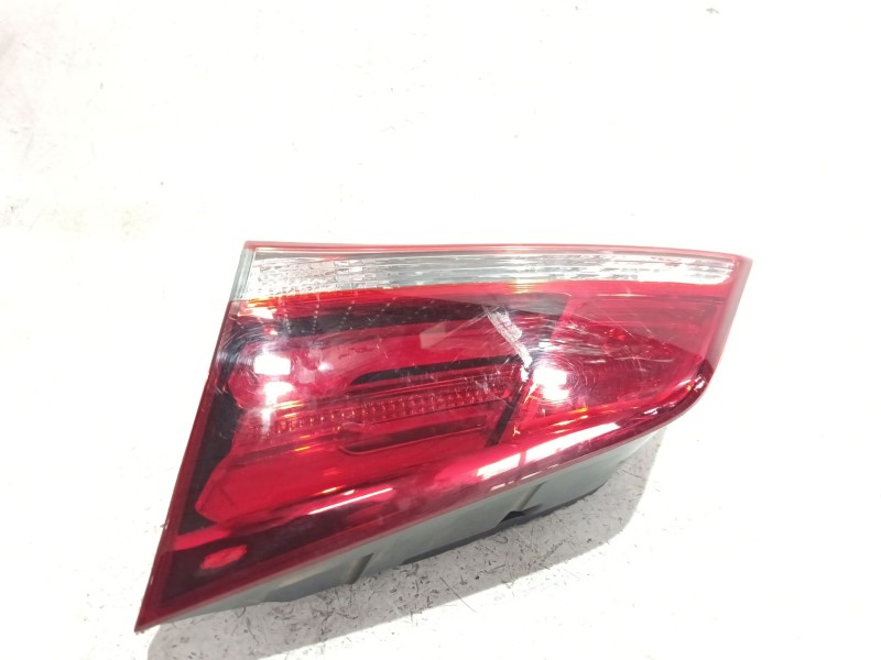 Recambio de piloto porton trasero derecho para hyundai i40 i (vf) 1.7 crdi referencia OEM IAM 924043Z6  