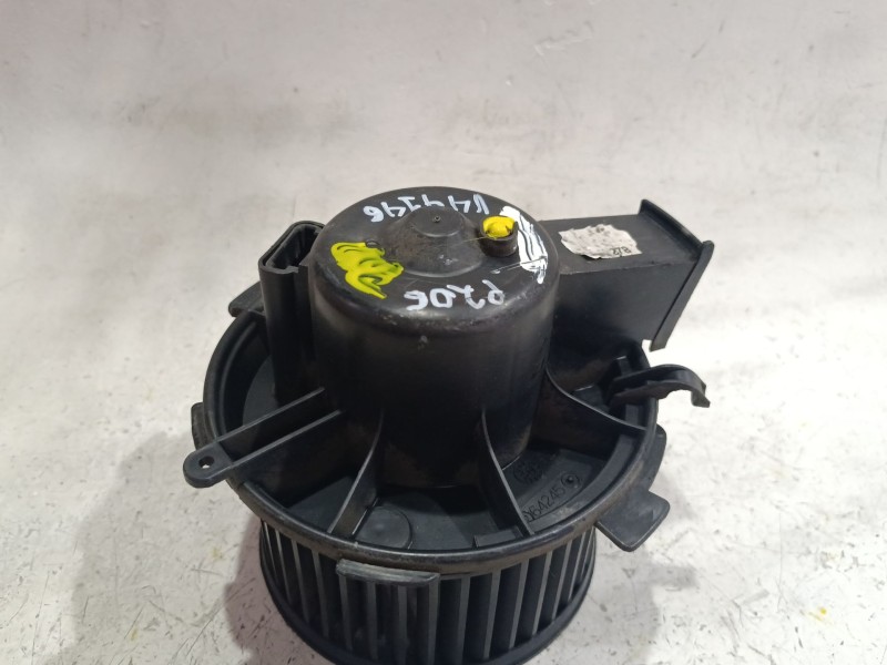Recambio de motor calefaccion para peugeot 206 (1998) 1.4 hdi eco 70 referencia OEM IAM 64245  