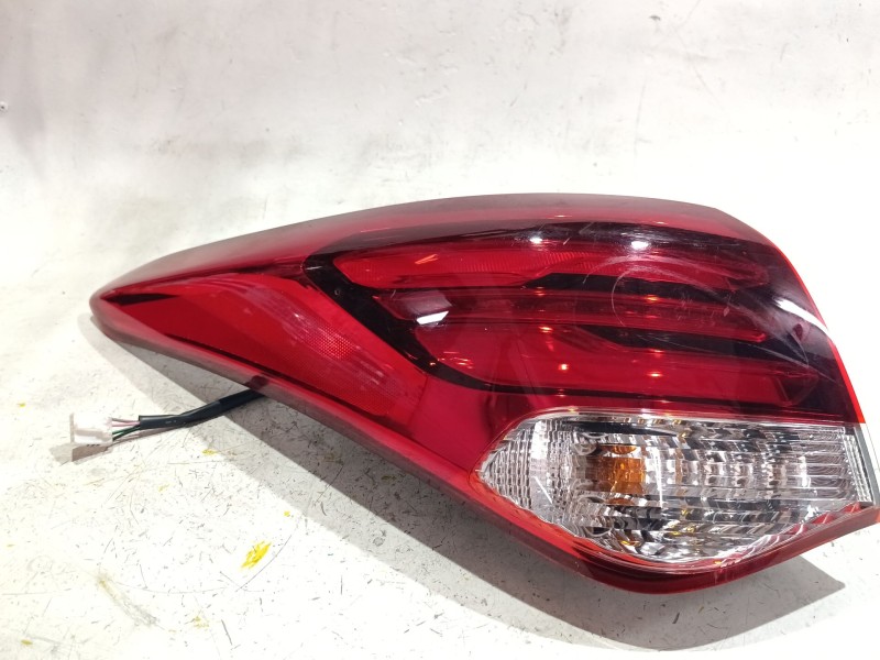 Recambio de piloto trasero izquierdo para hyundai i40 i (vf) 1.7 crdi referencia OEM IAM 924013Z6  