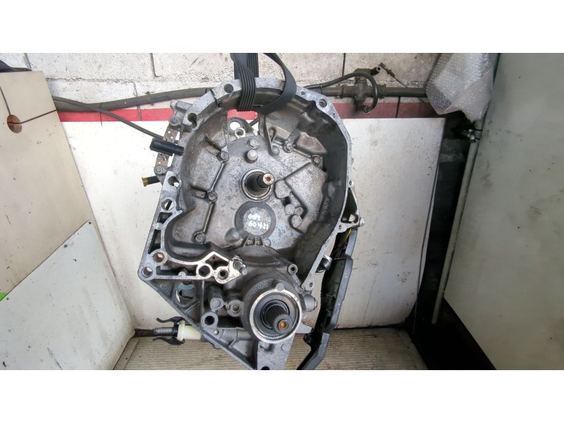Recambio de caja cambios manual para renault 19 ii (b/c53_) 1.4 referencia OEM IAM JB1025  