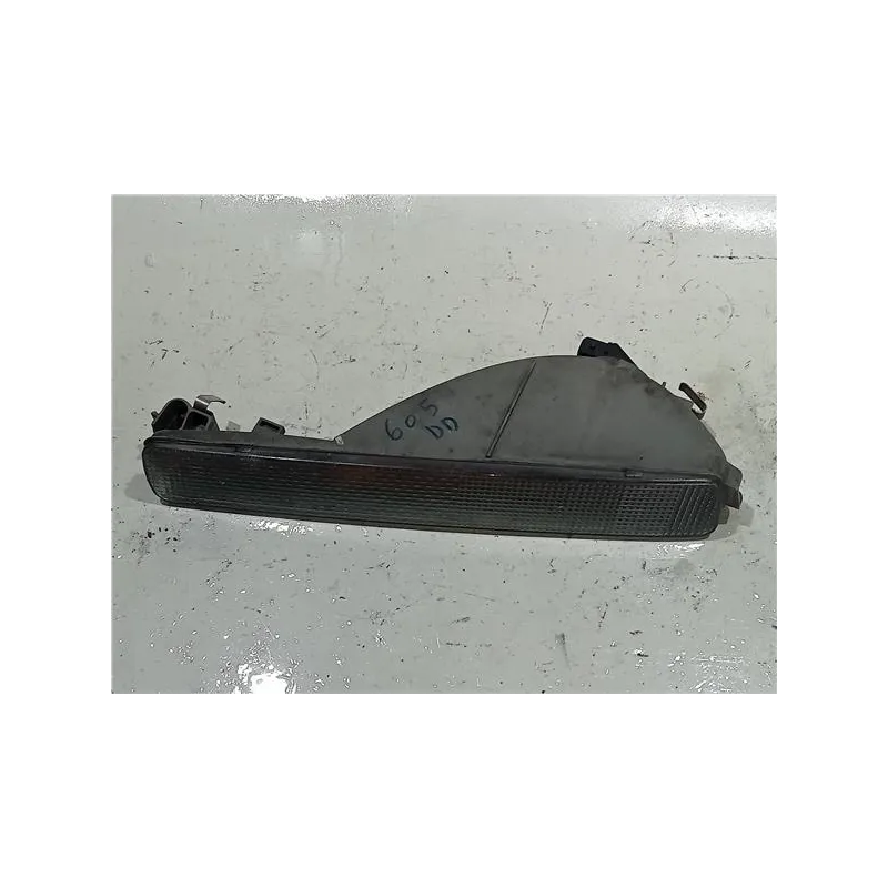 Recambio de intermitente delantero derecho para peugeot 605 (1989) 2.1 turbo diesel referencia OEM IAM 6751236  