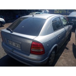 opel astra g hatchback (t98) del año 2001