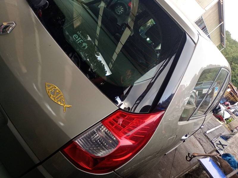renault megane scénic del año 2007
