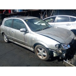 nissan almera ii hatchback (n16) del año 2000